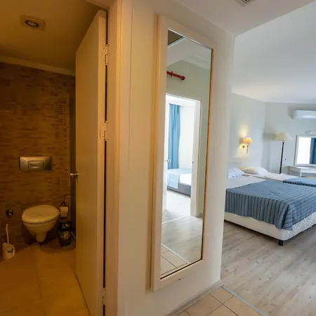 Miarosa Incekum Hotel 5*