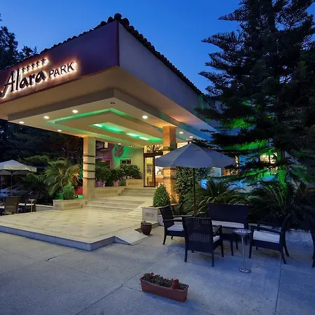 酒店 Miarosa Incekum 阿拉尼亚